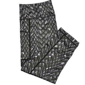 CVG Constantly Varied Gear Dusk Dragon Scales Capri Leggings